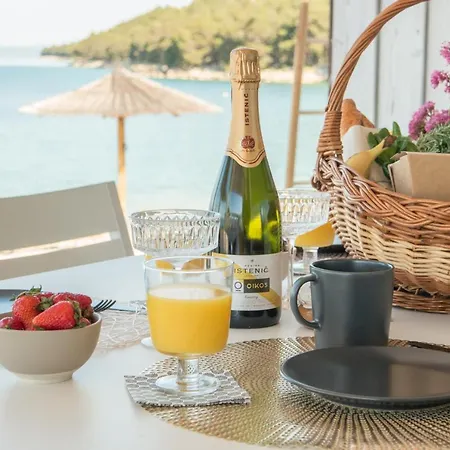 Oikos Resort Buqez - Villa Immortelle 22 Pakostane