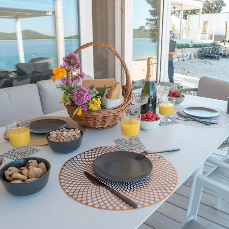 Oikos Resort Buqez - Villa Immortelle 22 Pakostane