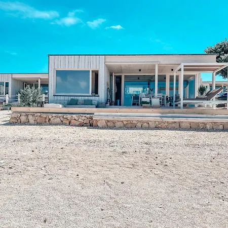 Oikos Resort Buqez - Villa Immortelle 22